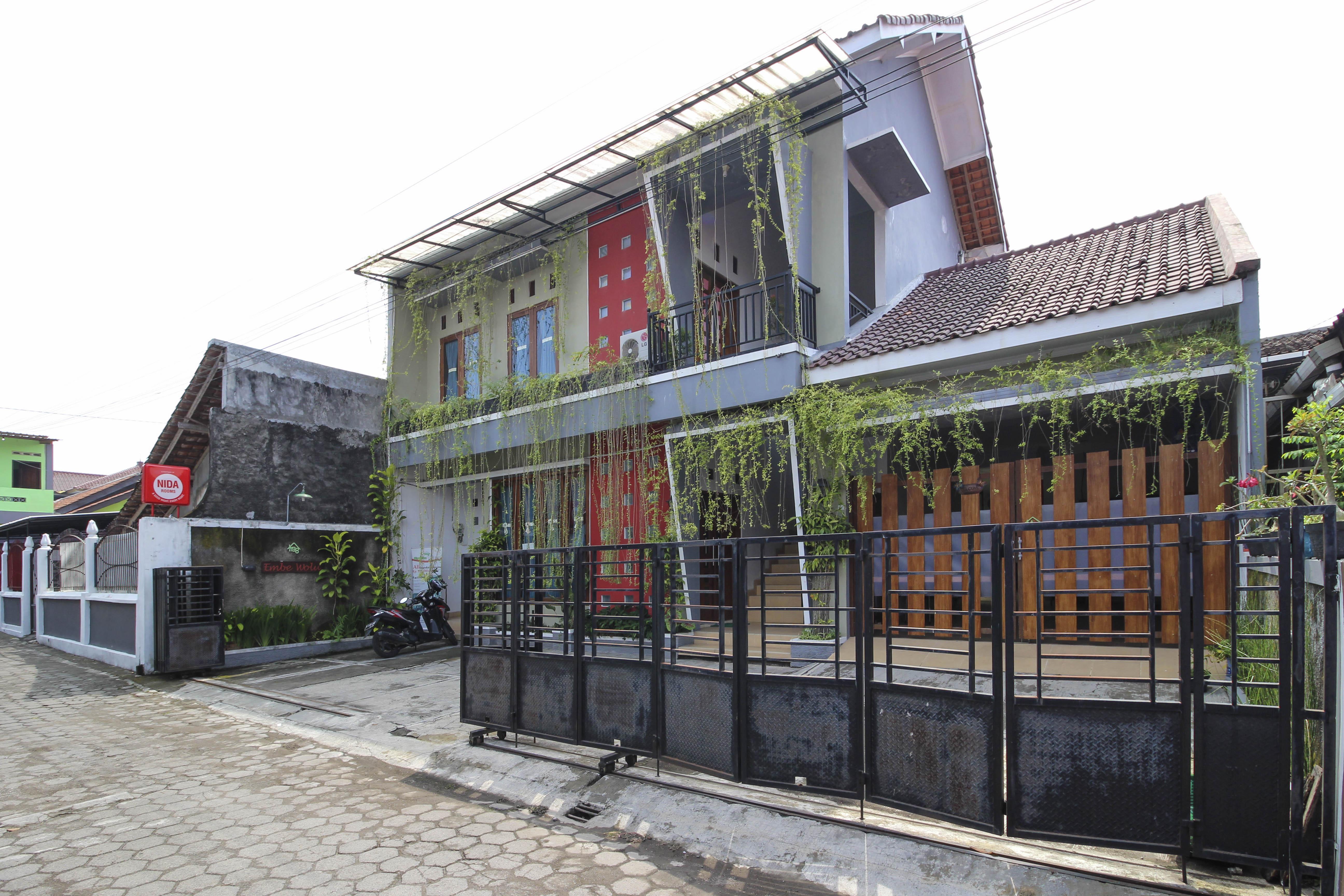 Reddoorz Near Hartono Mall Kejayan Luaran gambar