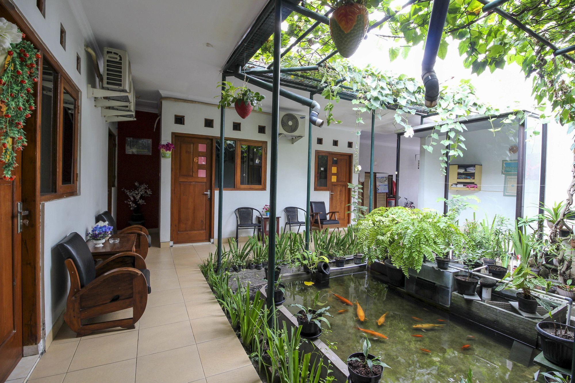 Reddoorz Near Hartono Mall Kejayan Luaran gambar