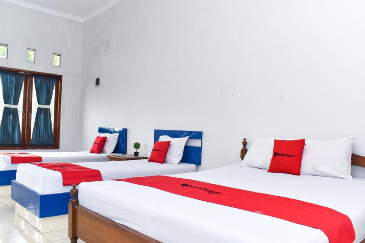 Reddoorz Near Hartono Mall Kejayan Luaran gambar