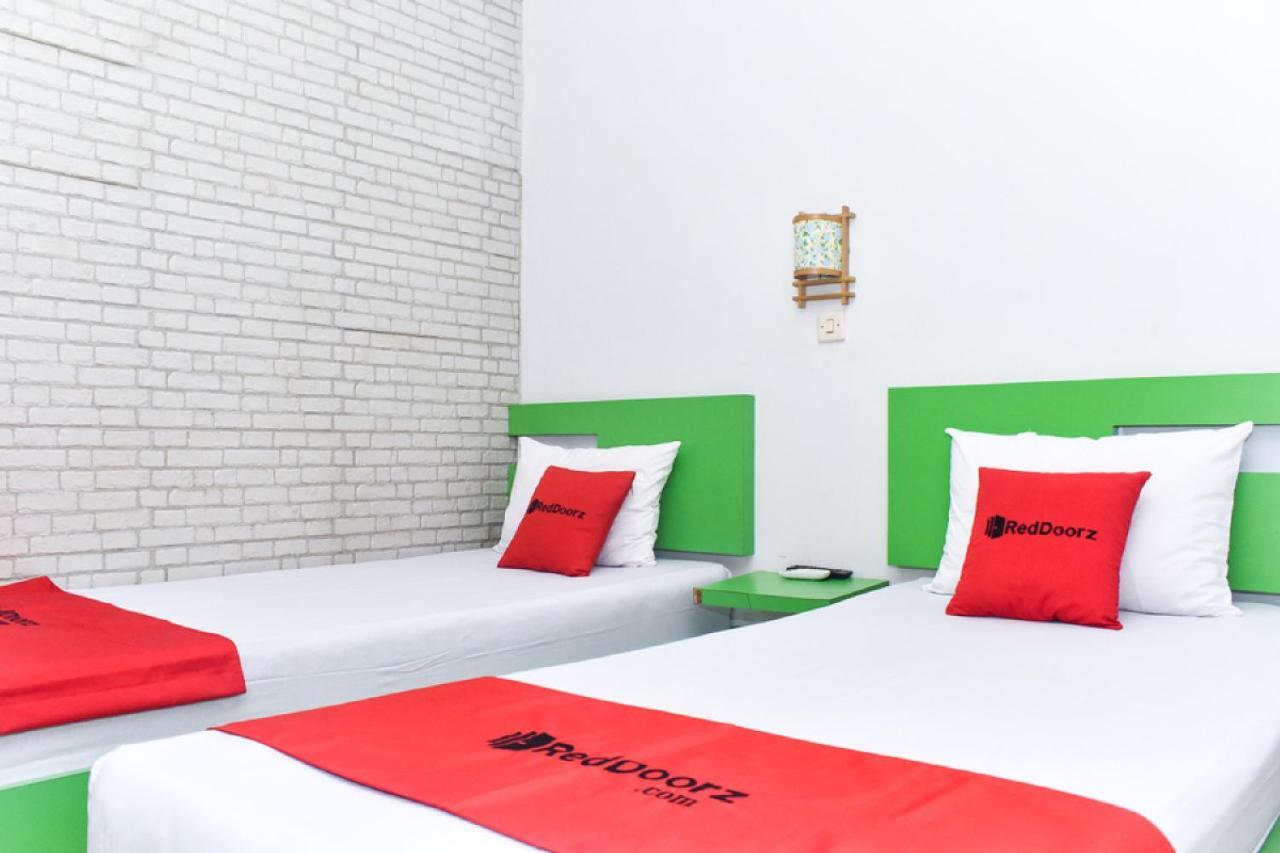 Reddoorz Near Hartono Mall Kejayan Luaran gambar